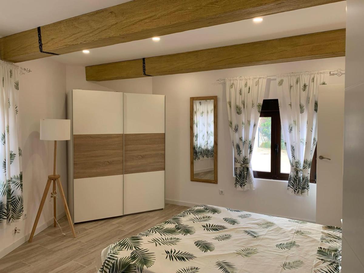 Alojamiento Con Amplio Salon Y Chimenea. Appartement Valverde  Buitenkant foto