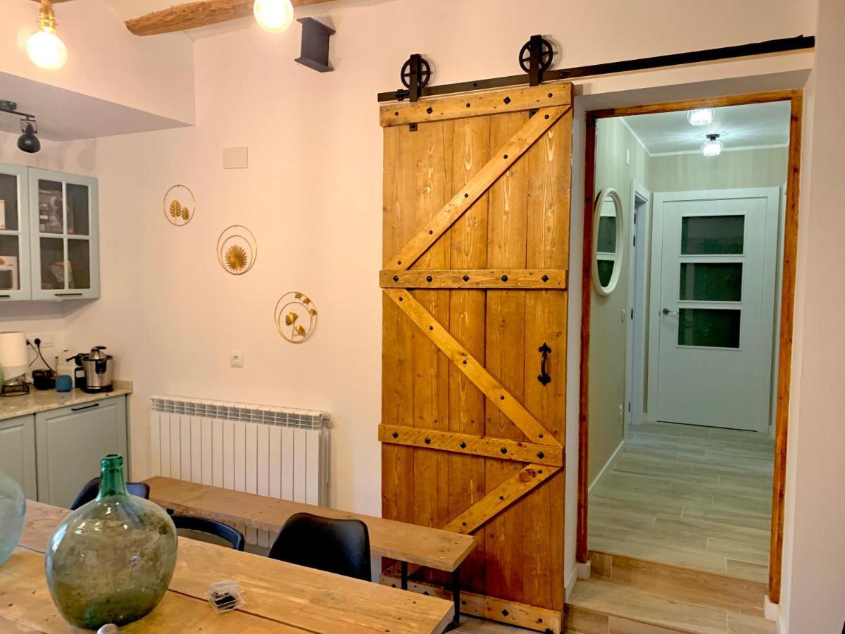Alojamiento Con Amplio Salon Y Chimenea. Appartement Valverde  Buitenkant foto